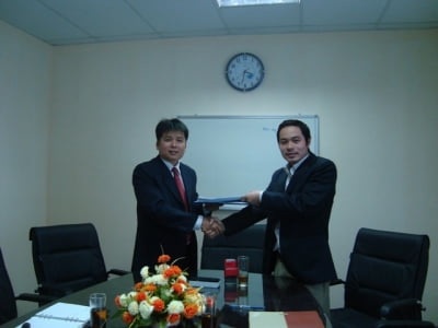 Lễ ký kết hợp đồng với Công ty CP Đậu Việt 